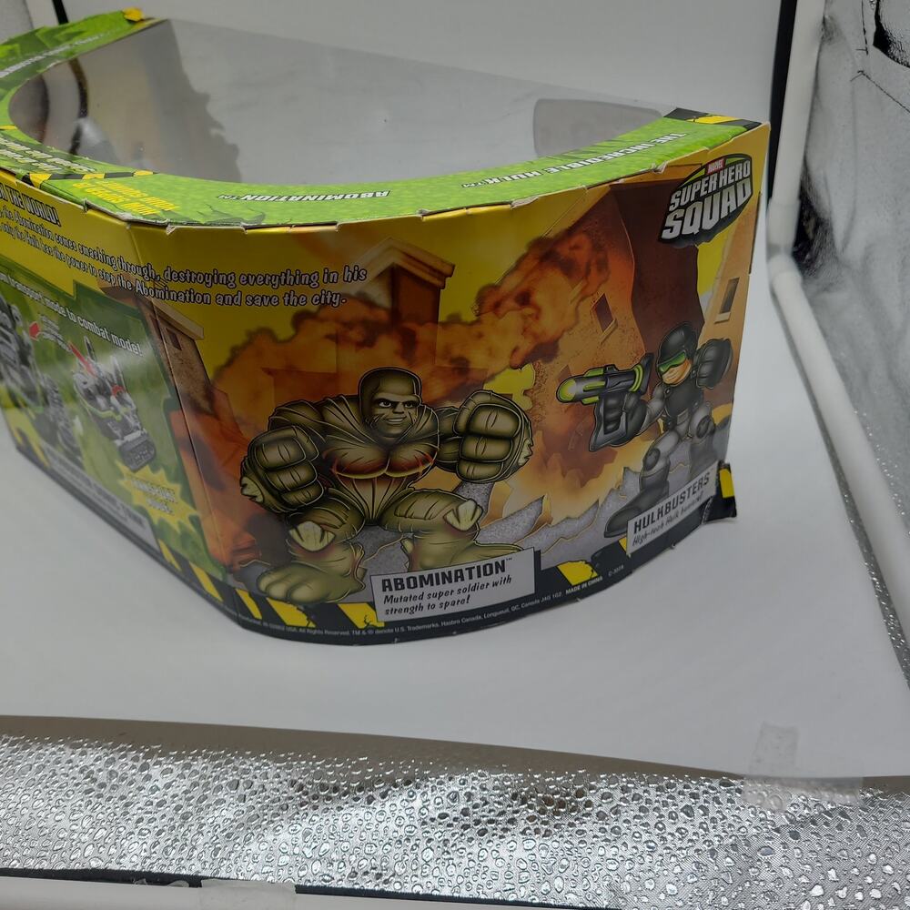 Hasbro Marvel Super Hero Squad Hulk Brawl Shook The World Set Toys R Us TRU NIB